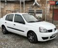 Белый Рено Clio Symbol, объемом двигателя 1.39 л и пробегом 251 тыс. км за 3100 $, фото 7 на Automoto.ua