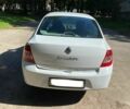 Белый Рено Clio Symbol, объемом двигателя 1.4 л и пробегом 133 тыс. км за 5900 $, фото 3 на Automoto.ua