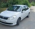 Білий Рено Clio Symbol, об'ємом двигуна 1.4 л та пробігом 300 тис. км за 3600 $, фото 1 на Automoto.ua