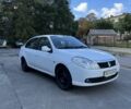 Рено Clio Symbol 2010 в Киеве на Automoto.ua Белый Рено Clio Symbol, объемом двигателя 1.4 л и пробегом 197 тыс. км за 3999 $, фото 8 на Automoto.ua
