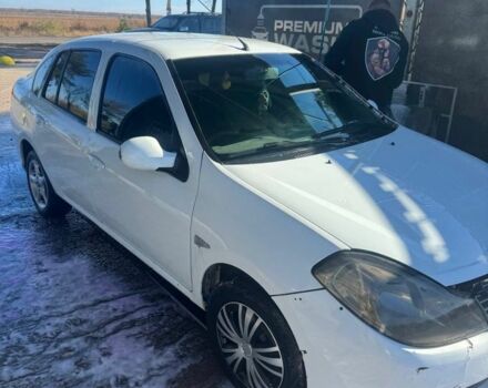 Рено Clio Symbol 2010 в Днепре (Днепропетровске) на Automoto.ua Белый Рено Clio Symbol, объемом двигателя 1.4 л и пробегом 3 тыс. км за 1902 $, фото 2 на Automoto.ua