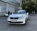 Белый Рено Clio Symbol, объемом двигателя 1.4 л и пробегом 197 тыс. км за 4300 $, фото 1 на Automoto.ua