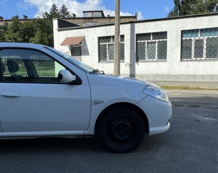 Рено Clio Symbol 2010 в Киеве на Automoto.ua Белый Рено Clio Symbol, объемом двигателя 1.4 л и пробегом 197 тыс. км за 3999 $, фото 7 на Automoto.ua