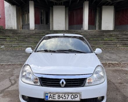 Белый Рено Clio Symbol, объемом двигателя 1.4 л и пробегом 244 тыс. км за 4400 $, фото 1 на Automoto.ua