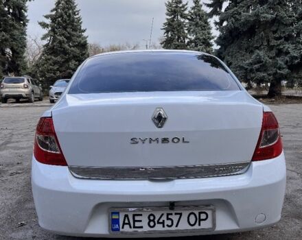 Белый Рено Clio Symbol, объемом двигателя 1.4 л и пробегом 244 тыс. км за 4400 $, фото 3 на Automoto.ua