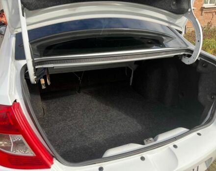 Білий Рено Clio Symbol, об'ємом двигуна 1.4 л та пробігом 65 тис. км за 5500 $, фото 5 на Automoto.ua