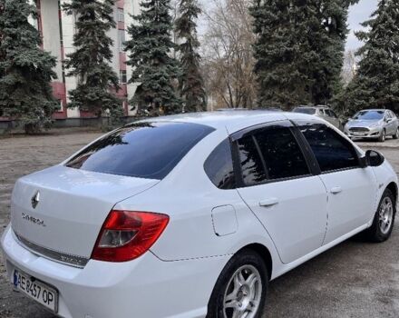 Белый Рено Clio Symbol, объемом двигателя 1.4 л и пробегом 244 тыс. км за 4400 $, фото 2 на Automoto.ua