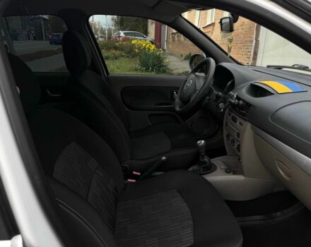 Білий Рено Clio Symbol, об'ємом двигуна 1.4 л та пробігом 65 тис. км за 5500 $, фото 21 на Automoto.ua