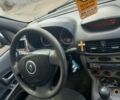 Белый Рено Clio Symbol, объемом двигателя 1.4 л и пробегом 296 тыс. км за 3800 $, фото 10 на Automoto.ua