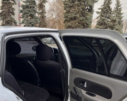 Белый Рено Clio Symbol, объемом двигателя 1.4 л и пробегом 244 тыс. км за 4400 $, фото 6 на Automoto.ua