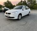 Білий Рено Clio Symbol, об'ємом двигуна 1.4 л та пробігом 300 тис. км за 2800 $, фото 1 на Automoto.ua