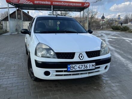 Белый Рено Clio Symbol, объемом двигателя 1.4 л и пробегом 370 тыс. км за 2200 $, фото 1 на Automoto.ua
