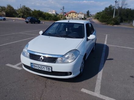 Белый Рено Clio Symbol, объемом двигателя 1.4 л и пробегом 231 тыс. км за 3200 $, фото 1 на Automoto.ua