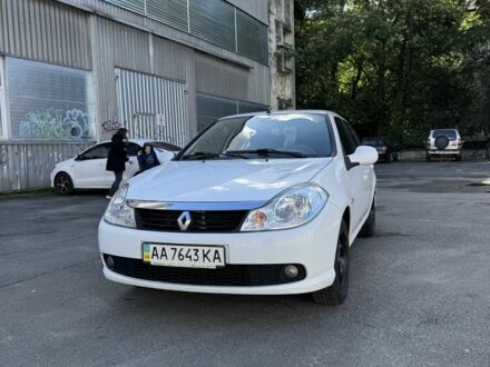 Белый Рено Clio Symbol, объемом двигателя 1.4 л и пробегом 197 тыс. км за 4300 $, фото 1 на Automoto.ua