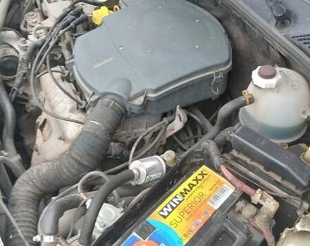 Бежевый Рено Clio Symbol, объемом двигателя 1.39 л и пробегом 302 тыс. км за 3100 $, фото 9 на Automoto.ua