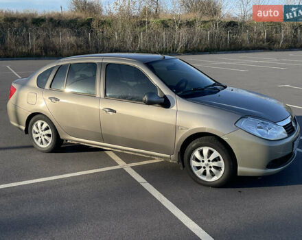 Бежевый Рено Clio Symbol, объемом двигателя 1.39 л и пробегом 186 тыс. км за 3850 $, фото 1 на Automoto.ua