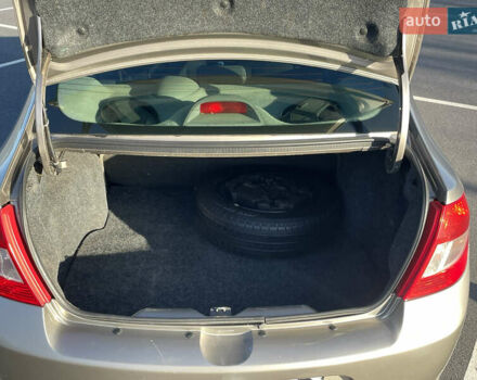 Бежевый Рено Clio Symbol, объемом двигателя 1.39 л и пробегом 186 тыс. км за 3850 $, фото 6 на Automoto.ua