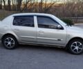 Бежевый Рено Clio Symbol, объемом двигателя 1.4 л и пробегом 154 тыс. км за 2750 $, фото 12 на Automoto.ua