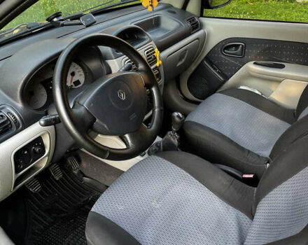 Чорний Рено Clio Symbol, об'ємом двигуна 1.4 л та пробігом 266 тис. км за 2800 $, фото 8 на Automoto.ua