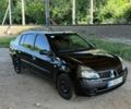 Черный Рено Clio Symbol, объемом двигателя 1.4 л и пробегом 210 тыс. км за 1900 $, фото 1 на Automoto.ua