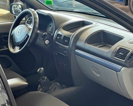 Черный Рено Clio Symbol, объемом двигателя 1.4 л и пробегом 174 тыс. км за 3990 $, фото 12 на Automoto.ua