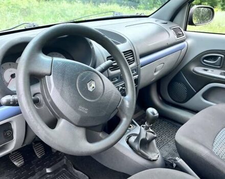 Черный Рено Clio Symbol, объемом двигателя 1.4 л и пробегом 153 тыс. км за 3200 $, фото 11 на Automoto.ua