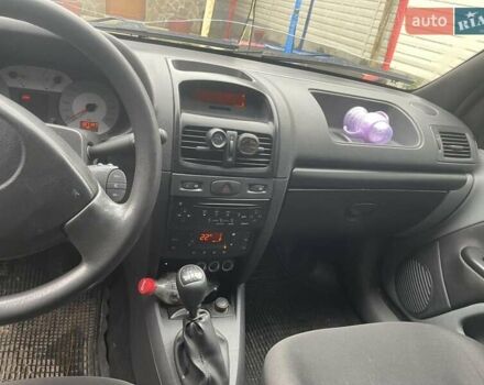 Черный Рено Clio Symbol, объемом двигателя 1.4 л и пробегом 187 тыс. км за 2700 $, фото 11 на Automoto.ua