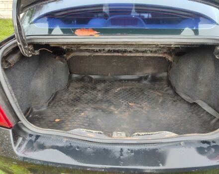 Черный Рено Clio Symbol, объемом двигателя 1.4 л и пробегом 300 тыс. км за 2700 $, фото 10 на Automoto.ua