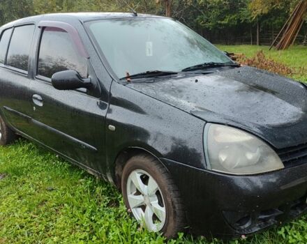 Черный Рено Clio Symbol, объемом двигателя 1.4 л и пробегом 300 тыс. км за 2700 $, фото 2 на Automoto.ua