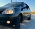 Черный Рено Clio Symbol, объемом двигателя 1.39 л и пробегом 159 тыс. км за 3900 $, фото 3 на Automoto.ua