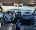 Черный Рено Clio Symbol, объемом двигателя 1.39 л и пробегом 159 тыс. км за 3900 $, фото 15 на Automoto.ua