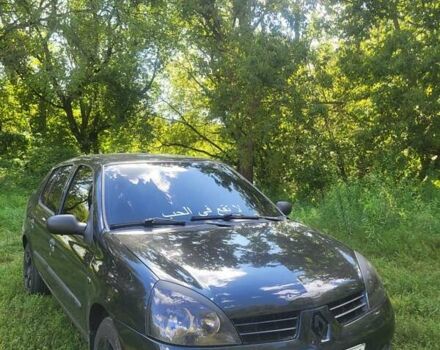 Черный Рено Clio Symbol, объемом двигателя 1.39 л и пробегом 175 тыс. км за 4000 $, фото 4 на Automoto.ua