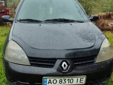 Черный Рено Clio Symbol, объемом двигателя 1.4 л и пробегом 300 тыс. км за 2700 $, фото 1 на Automoto.ua