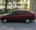 Красный Рено Clio Symbol, объемом двигателя 1.4 л и пробегом 440 тыс. км за 3000 $, фото 2 на Automoto.ua
