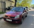 Красный Рено Clio Symbol, объемом двигателя 1.4 л и пробегом 440 тыс. км за 3000 $, фото 1 на Automoto.ua