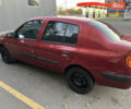 Красный Рено Clio Symbol, объемом двигателя 1.4 л и пробегом 187 тыс. км за 2800 $, фото 4 на Automoto.ua