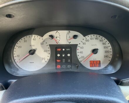 Красный Рено Clio Symbol, объемом двигателя 1.39 л и пробегом 281 тыс. км за 2600 $, фото 14 на Automoto.ua