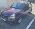 Красный Рено Clio Symbol, объемом двигателя 1.39 л и пробегом 281 тыс. км за 2600 $, фото 6 на Automoto.ua