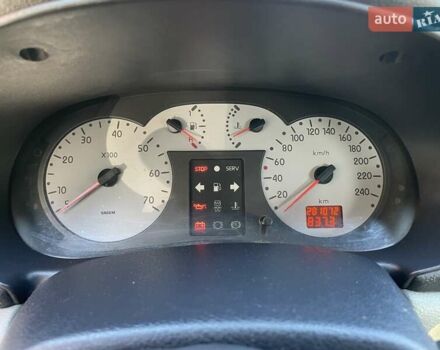 Красный Рено Clio Symbol, объемом двигателя 1.4 л и пробегом 281 тыс. км за 2650 $, фото 22 на Automoto.ua