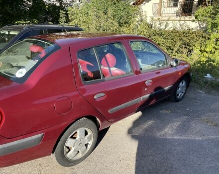 Красный Рено Clio Symbol, объемом двигателя 1.39 л и пробегом 281 тыс. км за 2600 $, фото 10 на Automoto.ua