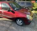Красный Рено Clio Symbol, объемом двигателя 1.4 л и пробегом 281 тыс. км за 2650 $, фото 2 на Automoto.ua