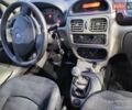 Красный Рено Clio Symbol, объемом двигателя 1.39 л и пробегом 222 тыс. км за 2800 $, фото 10 на Automoto.ua