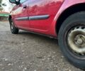 Красный Рено Clio Symbol, объемом двигателя 1.39 л и пробегом 259 тыс. км за 1799 $, фото 5 на Automoto.ua