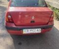 Красный Рено Clio Symbol, объемом двигателя 1.4 л и пробегом 270 тыс. км за 1600 $, фото 3 на Automoto.ua