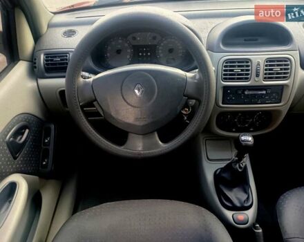 Червоний Рено Clio Symbol, об'ємом двигуна 1.4 л та пробігом 229 тис. км за 4399 $, фото 5 на Automoto.ua