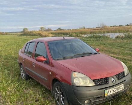 Красный Рено Clio Symbol, объемом двигателя 1.4 л и пробегом 174 тыс. км за 3100 $, фото 1 на Automoto.ua