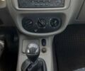 Красный Рено Clio Symbol, объемом двигателя 1.4 л и пробегом 138 тыс. км за 3200 $, фото 11 на Automoto.ua
