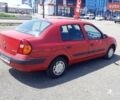 Красный Рено Clio Symbol, объемом двигателя 1.4 л и пробегом 138 тыс. км за 3200 $, фото 3 на Automoto.ua