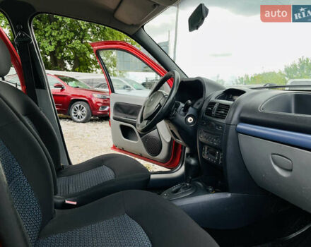 Червоний Рено Clio Symbol, об'ємом двигуна 1.39 л та пробігом 179 тис. км за 4700 $, фото 20 на Automoto.ua
