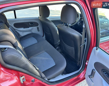 Червоний Рено Clio Symbol, об'ємом двигуна 1.39 л та пробігом 136 тис. км за 5100 $, фото 15 на Automoto.ua